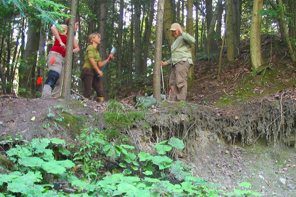  UVM and U.S. Department of Agriculture scientists gather bulk density samples along a forested stretch of Allen Brook in Chittenden County, Vermont